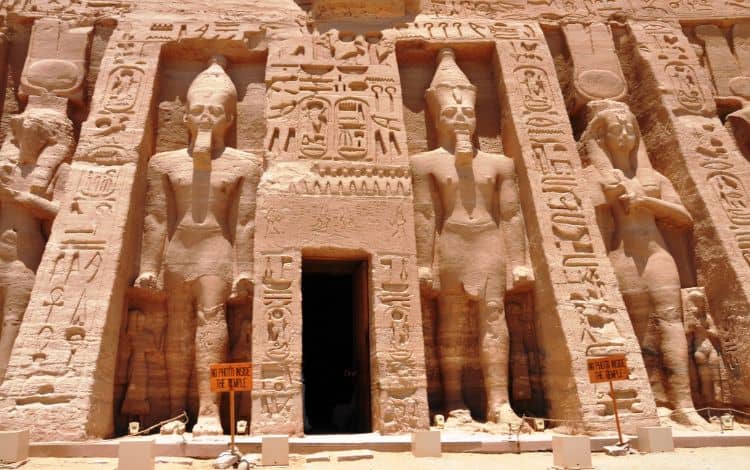 Viaggio Nilo Tempio Abu Simbel